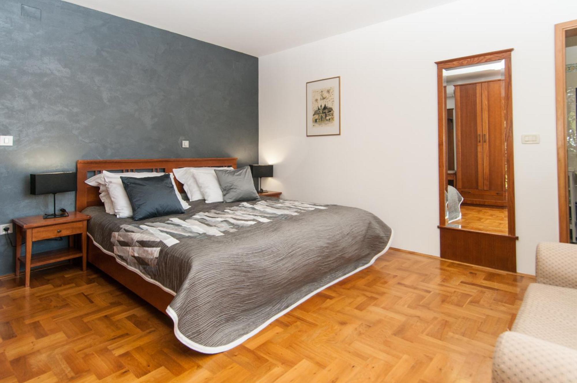 Apartments & Rooms Bianca Мали-Лошинь Экстерьер фото